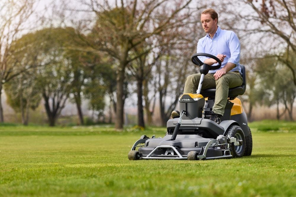 Stiga Park 500 WX 4WD Honda PowerHead inkl.100 Klippaggregat