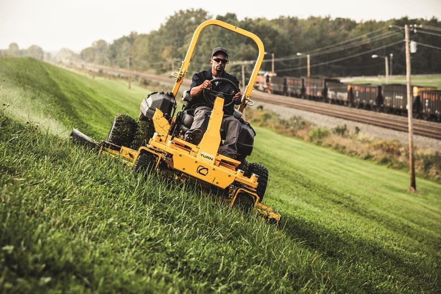 Cub Cadet PRO Zero Turn Z9 183id