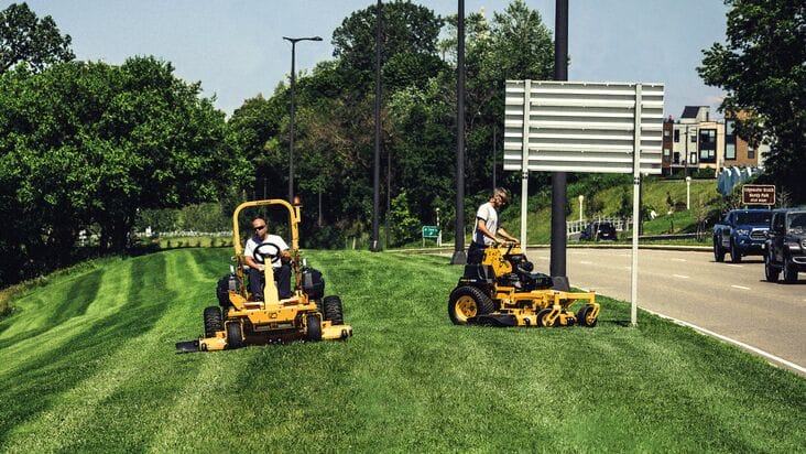 Cub Cadet PRO Zero Turn Z9 183id