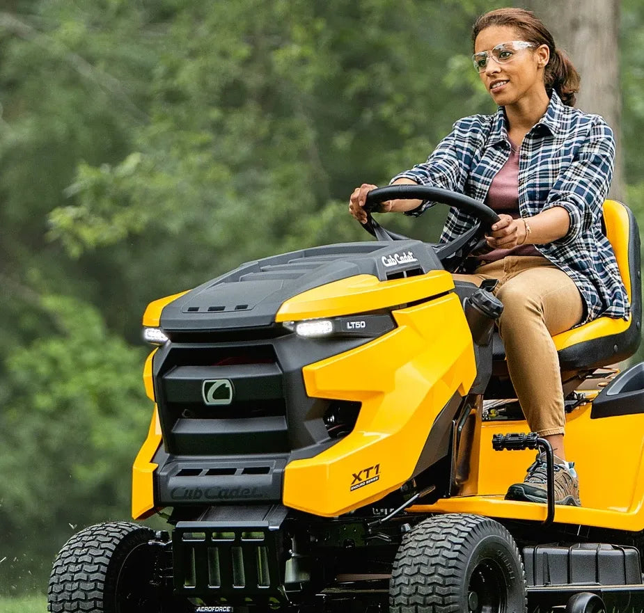 Cub Cadet XT 2 traktor trädgårdstraktor