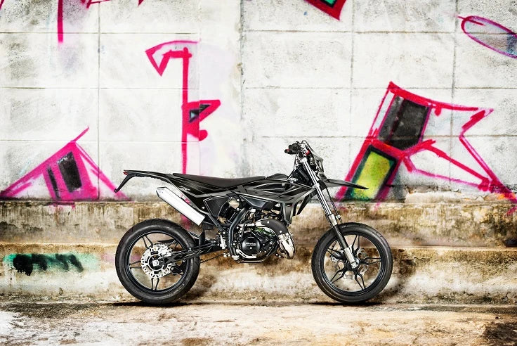 Beta Crossmoppe Motard 50 X limited edition_01