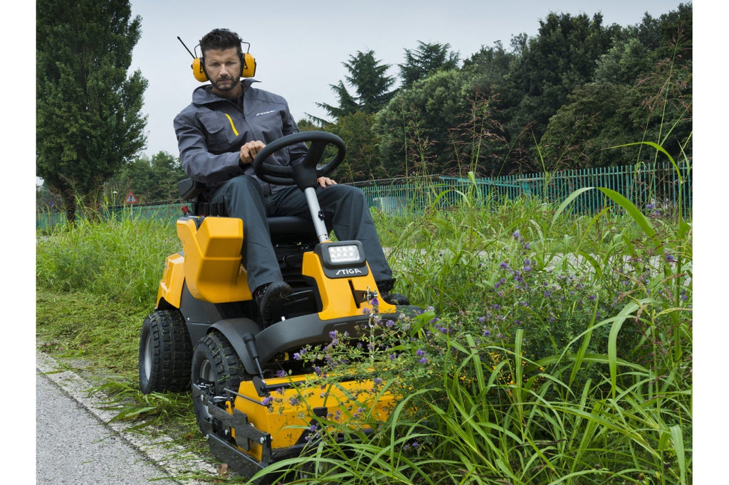 Stiga Flail Mower Electric, QTY. PARK 2+4WD