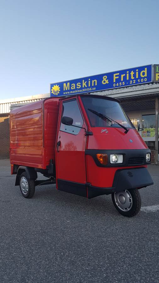 Piaggio Ape 50 VAN - License-free moped car