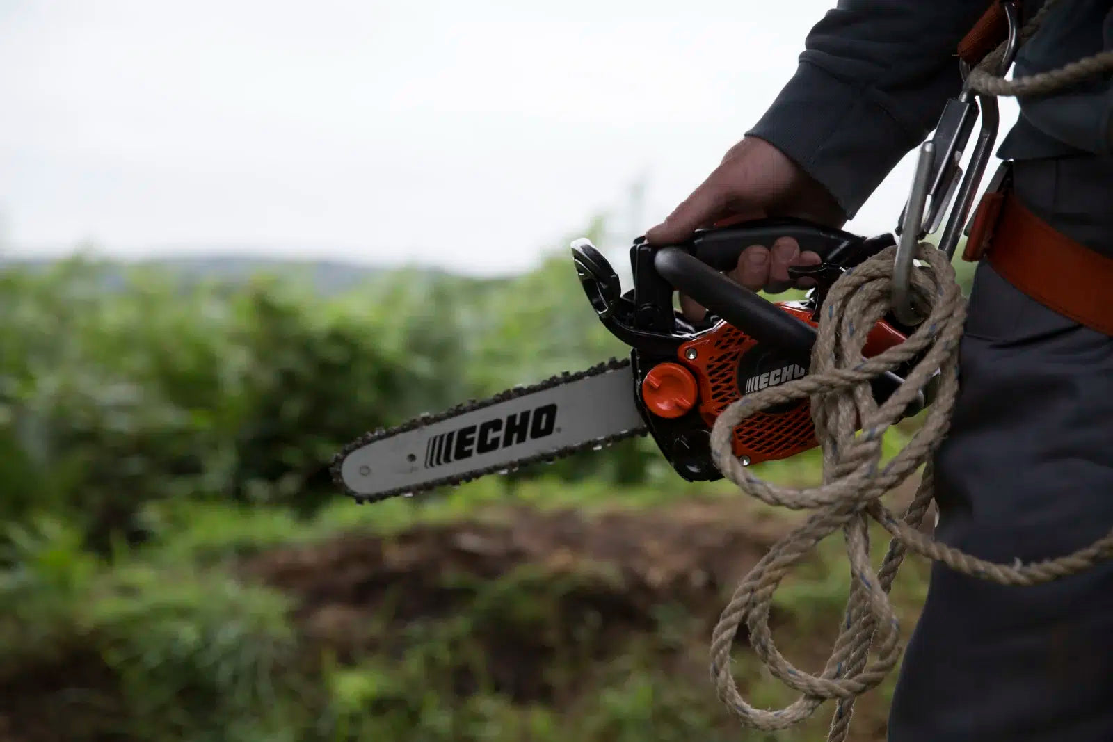 ECHO CS-2511TESC Topphandssåg - Arboristernas favorit
