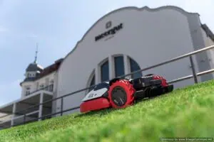 Kress robotklippare autonom vaxjo KR133E 136E hotel 3 Kopie 8 Optimized